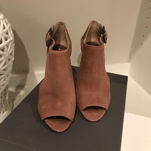 Vince Cumato W-O’mally Cut-Out Bootie